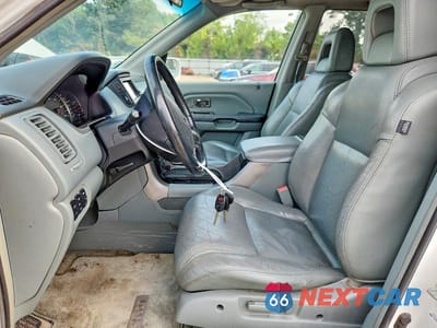 Zdjęcie 7 z 13 samochodu: 2005 HONDA PILOT EXL VIN:2HKYF18755H528510 - miniatura