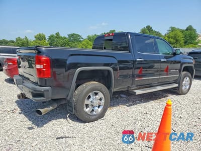 Trzecie zdjęcie samochodu z tyłu: 2015 GMC SIERRA K3500 DENALI VIN:1GT424E87FF140392 - miniatura
