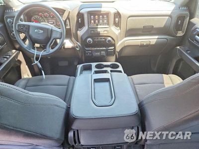 Zdjęcie 8 z 12 samochodu: 2024 CHEVROLET SILVERADO K1500 TRAIL BOSS CUSTOM VIN:3GCUDCE83RG181853 - miniatura