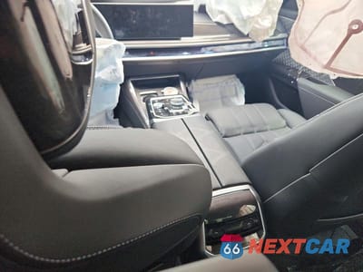 Zdjęcie 8 z 12 samochodu: 2026 BMW 760 XI VIN:WBA33EJ0XTCX40526 - miniatura