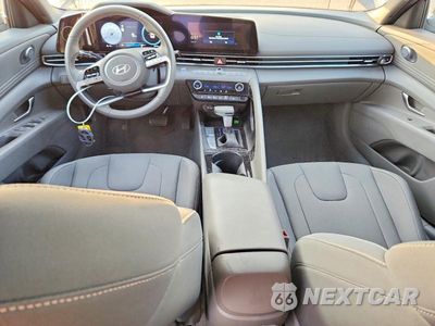 Zdjęcie 8 z 13 samochodu: 2025 HYUNDAI ELANTRA SEL VIN:KMHLS4DG3SU986489 - miniatura