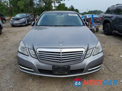 Piąte zdjęcie samochodu w środku: 2012 MERCEDES-BENZ E 350 4MATIC VIN:WDDHF8JB3CA620555 - miniatura