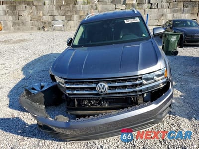 Piąte zdjęcie samochodu w środku: 2018 VOLKSWAGEN ATLAS SE VIN:1V2DR2CAXJC508417 - miniatura