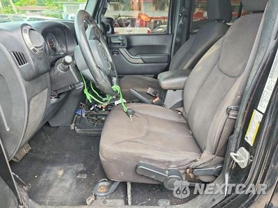 Zdjęcie 7 z 12 samochodu: 2013 JEEP WRANGLER UNLIMITED SPORT VIN:1C4HJWDG4DL698045 - miniatura