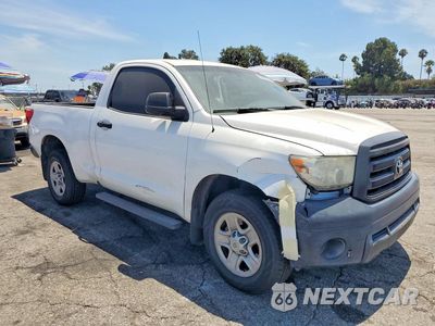 Czwarte zdjęcie samochodu z boku: 2013 TOYOTA TUNDRA GRADE VIN:5TFJU5F13DX004823 - miniatura