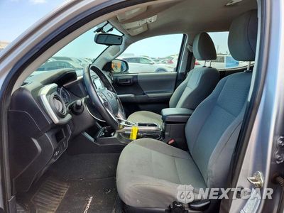 Zdjęcie 7 z 13 samochodu: 2016 TOYOTA TACOMA SR5 V6 VIN:5TFAZ5CN4GX006755 - miniatura