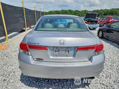 Zdjęcie 6 z 12 samochodu: 2012 HONDA ACCORD LX VIN:1HGCP2F31CA073979 - miniatura