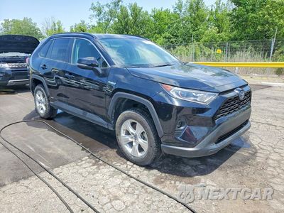 Czwarte zdjęcie samochodu z boku: 2019 TOYOTA RAV4 HYBRID XLE VIN:2T3RWRFV7KW034884 - miniatura