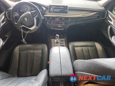 Zdjęcie 8 z 12 samochodu: 2015 BMW X5 XDRIVE35I VIN:5UXKR0C5XF0K59883 - miniatura