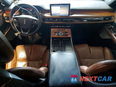 Zdjęcie 8 z 14 samochodu: 2021 LINCOLN AVIATOR GRAND TOURING VIN:5LMYJ8XY2MNL00053 - miniatura