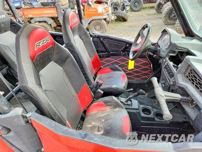 Piąte zdjęcie samochodu w środku: 2020 POLARIS RZR XP 4 TURBO UTILITY VEHICLE VIN:3NSN4E928LF796576 - miniatura