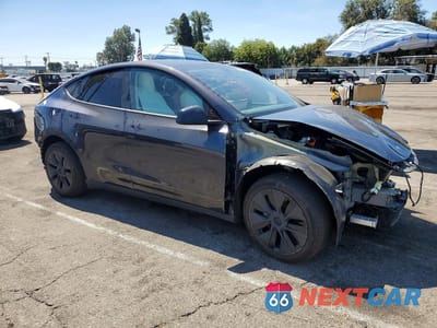 Czwarte zdjęcie samochodu z boku: 2024 TESLA MODEL Y VIN:7SAYGDEE5RF151198 - miniatura