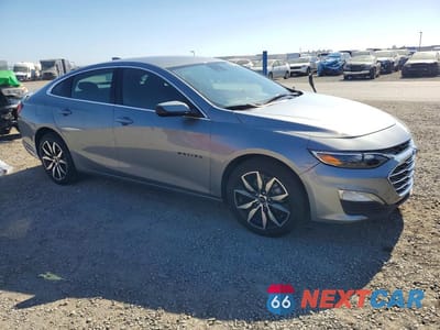 Czwarte zdjęcie samochodu z boku: 2025 CHEVROLET MALIBU RS VIN:1G1ZG5ST8SF109161 - miniatura
