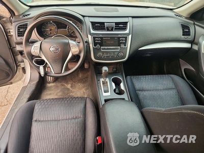 Zdjęcie 8 z 12 samochodu: 2016 NISSAN ALTIMA 2.5 S VIN:1N4AL3AP2GC240786 - miniatura