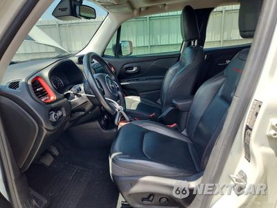 Zdjęcie 7 z 13 samochodu: 2016 JEEP RENEGADE TRAILHAWK VIN:ZACCJBCT4GPD22852 - miniatura
