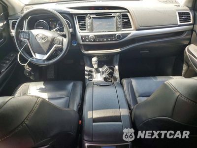Zdjęcie 8 z 13 samochodu: 2019 TOYOTA HIGHLANDER HYBRID XLE VIN:5TDJGRFH4KS067251 - miniatura