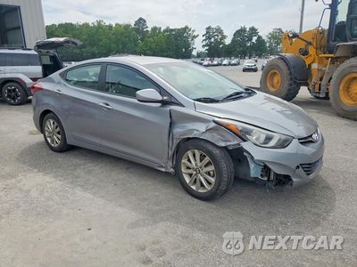 Czwarte zdjęcie samochodu z boku: 2014 HYUNDAI ELANTRA SE VIN:KMHDH4AE9EU124064 - miniatura
