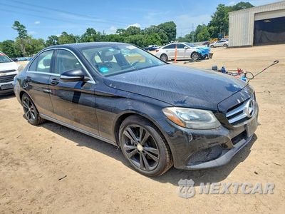 Czwarte zdjęcie samochodu z boku: 2015 MERCEDES-BENZ C 300 VIN:55SWF4JBXFU090878 - miniatura