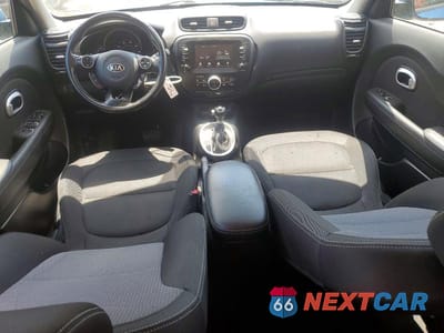 Zdjęcie 8 z 13 samochodu: 2018 KIA SOUL + VIN:KNDJP3A59J7590767 - miniatura