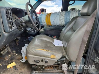 Zdjęcie 7 z 12 samochodu: 2001 CHEVROLET SILVERADO K2500 HEAVY DUTY VIN:1GCHK23U31F151114 - miniatura