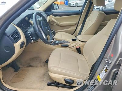Zdjęcie 7 z 12 samochodu: 2015 BMW X1 XDRIVE28I VIN:WBAVL1C52FVY39702 - miniatura