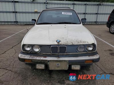 Piąte zdjęcie samochodu w środku: 1986 BMW 325 E AUTOMATIC VIN:WBAAE6409G0704997 - miniatura