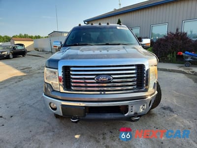 Piąte zdjęcie samochodu w środku: 2012 FORD F150 SUPER CAB VIN:1FTFX1ET4CFB34039 - miniatura