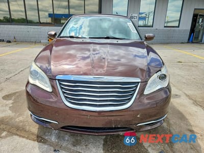 Piąte zdjęcie samochodu w środku: 2012 CHRYSLER 200 TOURING VIN:1C3CCBBG8CN283110 - miniatura