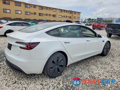 Trzecie zdjęcie samochodu z tyłu: 2025 TESLA MODEL 3 VIN:5YJ3E1EA1SF925316 - miniatura