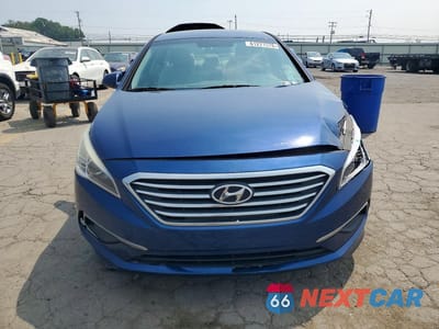 Piąte zdjęcie samochodu w środku: 2017 HYUNDAI SONATA SE VIN:5NPE24AF9HH537765 - miniatura