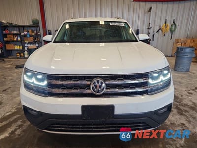 Piąte zdjęcie samochodu w środku: 2018 VOLKSWAGEN ATLAS SE VIN:1V2KR2CA4JC507917 - miniatura