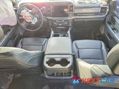 Zdjęcie 8 z 12 samochodu: 2023 FORD F350 SUPER DUTY VIN:1FT8W3BT2PEC45583 - miniatura