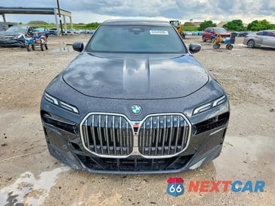 Piąte zdjęcie samochodu w środku: 2024 BMW 740 I VIN:WBA23EH08RCS25938 - miniatura