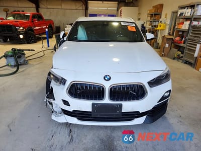 Piąte zdjęcie samochodu w środku: 2020 BMW X2 SDRIVE28I VIN:WBXYH9C01L5P47578 - miniatura