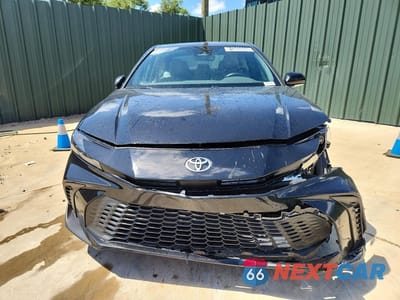 Piąte zdjęcie samochodu w środku: 2025 TOYOTA CAMRY SE VIN:4T1DAACK9SU111770 - miniatura