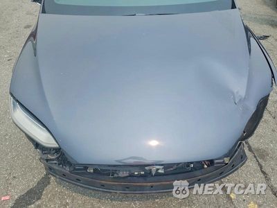 Zdjęcie 12 z 13 samochodu: 2019 TESLA MODEL X VIN:5YJXCBE40KF185586 - miniatura