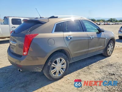Trzecie zdjęcie samochodu z tyłu: 2015 CADILLAC SRX LUXURY COLLECTION VIN:3GYFNBE38FS620441 - miniatura