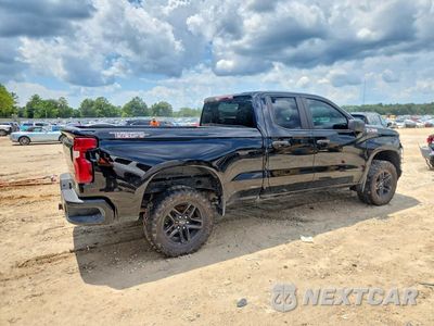 Trzecie zdjęcie samochodu z tyłu: 2019 CHEVROLET SILVERADO K1500 TRAIL BOSS CUSTOM VIN:1GCRYCEF3KZ177588 - miniatura