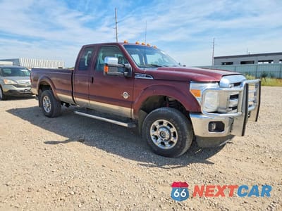 Czwarte zdjęcie samochodu z boku: 2012 FORD F350 SUPER DUTY VIN:1FT8X3BT1CEB30559 - miniatura