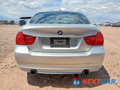 Zdjęcie 6 z 13 samochodu: 2011 BMW 335 I VIN:WBAPM5G51BNM68761 - miniatura