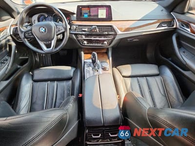 Zdjęcie 8 z 12 samochodu: 2018 BMW 530 XI VIN:WBAJA7C55JWC75489 - miniatura