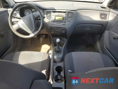 Zdjęcie 8 z 12 samochodu: 2009 KIA RIO BASE VIN:KNADE223596547987 - miniatura