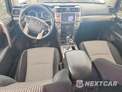 Zdjęcie 8 z 13 samochodu: 2015 TOYOTA 4RUNNER SR5 VIN:JTEBU5JR5F5260652 - miniatura
