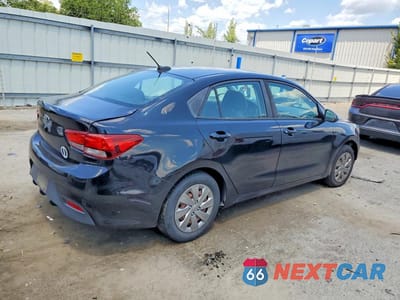 Trzecie zdjęcie samochodu z tyłu: 2019 KIA RIO S VIN:3KPA24AB7KE242526 - miniatura