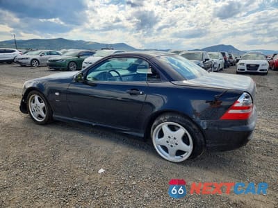 Drugie zdjęcie samochodu z przodu: 1999 MERCEDES-BENZ SLK 230 KOMPRESSOR VIN:WDBKK47F5XF095715 - miniatura