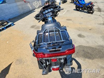 Czwarte zdjęcie samochodu z boku: 2015 HARLEY-DAVIDSON FLHTK ULTRA LIMITED VIN:1HD1KEL17FB678966 - miniatura