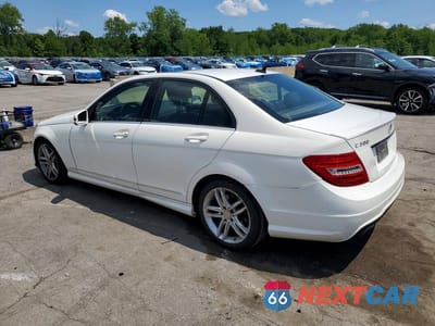 Drugie zdjęcie samochodu z przodu: 2014 MERCEDES-BENZ C 300 4MATIC VIN:WDDGF8AB4EG160639 - miniatura