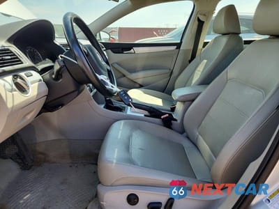 Zdjęcie 7 z 12 samochodu: 2012 VOLKSWAGEN PASSAT SE VIN:1VWBP7A30CC070247 - miniatura