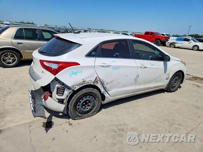 Trzecie zdjęcie samochodu z tyłu: 2016 HYUNDAI ELANTRA GT BASE VIN:KMHD35LH0GU267175 - miniatura