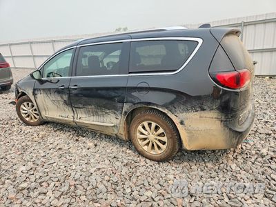 Drugie zdjęcie samochodu z przodu: 2019 CHRYSLER PACIFICA TOURING L VIN:2C4RC1BG7KR599681 - miniatura